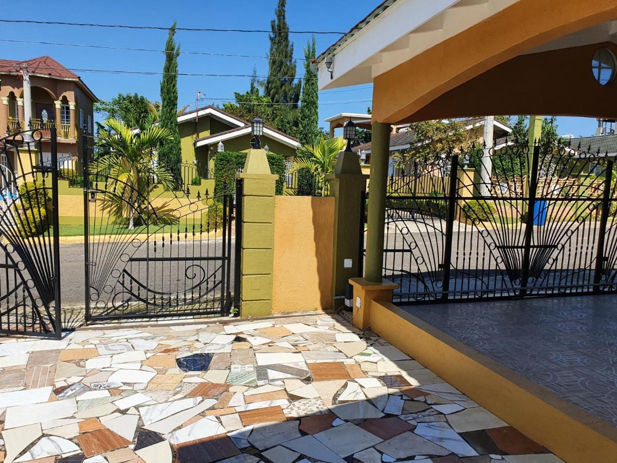 B&B Sunshine Falmouth Ngoại thất bức ảnh